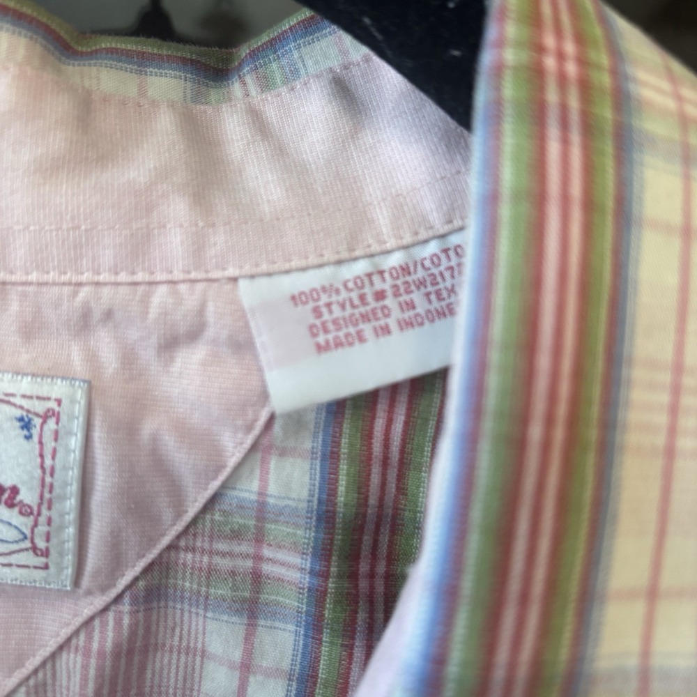 Panhandle Slim Women's Western Button-Down Shirt,‎ One X Pink Plaid Pearl Snap - Picture 2 of 5
